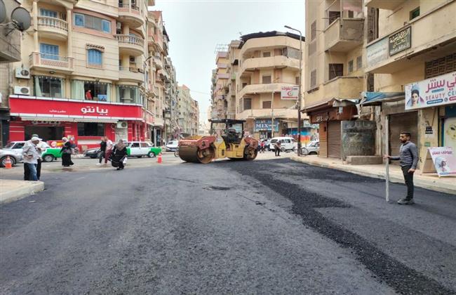 رصف طرق دمنهور بتكلفة 7.7 مليون جنيه