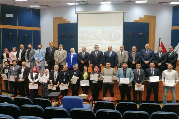 القاضي: دعم كبير لميناء دمياط لمجالات النقل الدولي