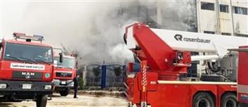   انتداب المعمل الجنائي لمعرفة سبب حريق جراج سيارات في فيصل