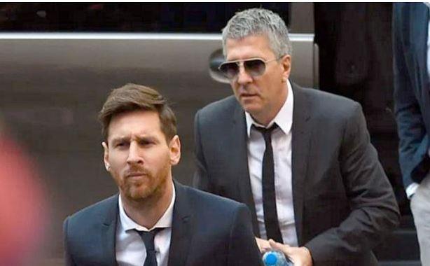 والد ميسي: نجلي يريد برشلونة