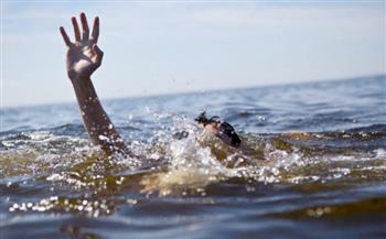   3 شباب يتعرضون للغرق بشاطئ النخيل