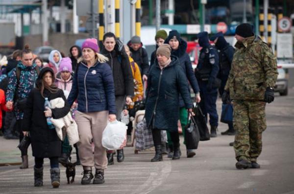 بولندا: وصول 24 ألف لاجىء من أوكرانيا خلال 24 ساعة