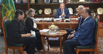 محافظ القليوبية: حل مشاكل المواطنين يأتي على رأس أولوياتنا وهدفنا رضا المواطن                                 