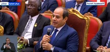 الرئيس السيسي: مصر فيها 105 ملايين شخص ونحتاج لمضاعفة عدد الأسرة والمستشفيات