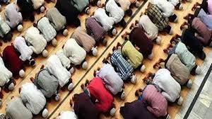 ما حكم مخالفة الإمام في الصلاة وما ضابطها؟.. الإفتاء توضح
