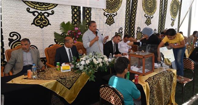 بالصور.. وسط فرحة كبيرة وزغاريد المستفيدين تسكين 620 وحدة سكنية بديلة ب"زهور 15 مايو"  