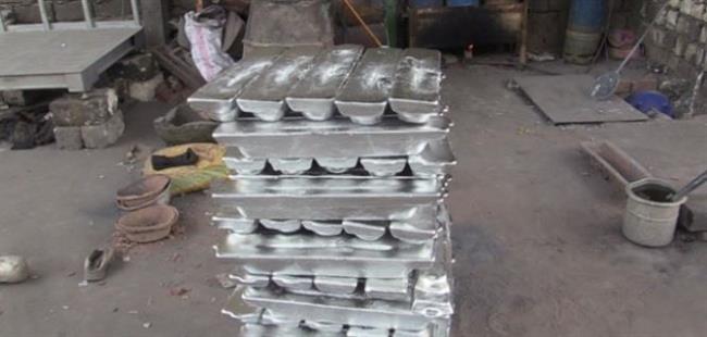 ضبط 4 مصانع عشوائية لإنتاج المخصبات وتصنيع البلاستيك بدون ترخيص 