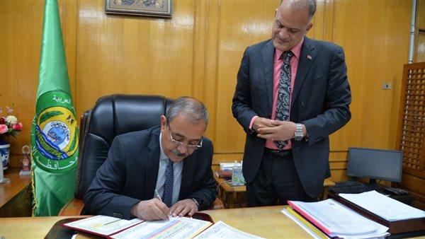 محافظ الإسماعيلية يعتمد درجات تنسيق القبول بالصف الأول الثانوي