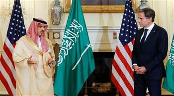   الأمير فيصل يجتمع مع وزير الخارجية الأمريكي