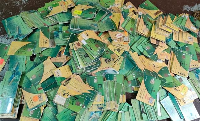 ضبط ٥٧٠ بطاقة تموينية داخل مخبز فى أسيوط 