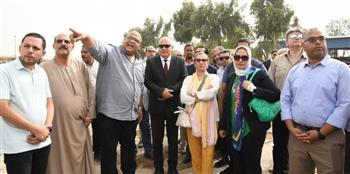 وزيرة البيئة ومحافظ قنا يفتتحان مصنع معالجة وتدوير المخلفات الصلبة بنجع حمادى 