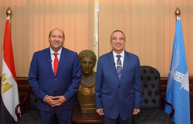 محافظ الإسكندرية يتابع مراحل تنفيذ المبادرة الوطنية للمشروعات الخضراء الذكية