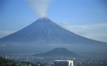   الفلبين ترفع درجة التحذير بشأن بركان «مايون»