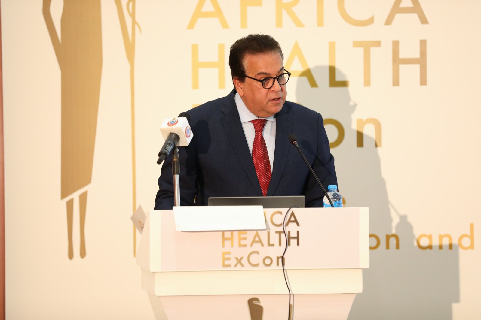 وزير الصحة: الدولة المصرية لديها خطط لتعزيز القدرات الإنتاجية المحلية لجميع المنتجات الطبية الحيوية
