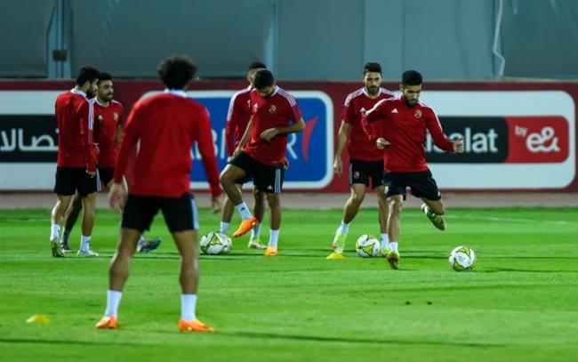 الأهلي يخوض مرانه الأول بالمغرب