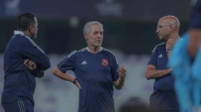 دوري أبطال إفريقيا| كولر يجتمع مع الجهاز المعاون