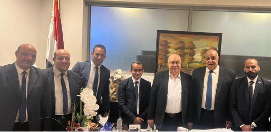 ضبط راكب بمطار القاهرة حاول تهريب أجهزة طبية مستعملة محظور دخولها البلاد