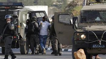   الاحتلال الإسرائيلي يعتقل 8 فلسطينيين ويعتدي على صحفيين في «مخيم جنين»