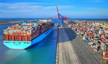   تداول 34 سفينة حاويات وبضائع العامة بميناء دمياط