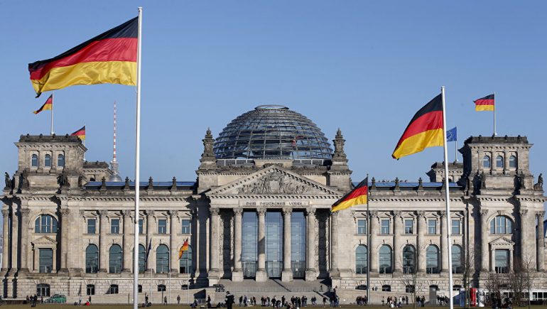 خبير اقتصادي لـ «دار المعارف»: اتباع ألمانيا لسياسة الفيدرالي سبب رئيسي لتراجع استثمارها