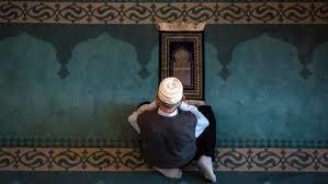 أدركه بـ 10 كلمات مستجابة قبل الفجر.. دعاء آخر الليل للرزق