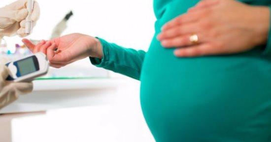 الحمل خارج الرحم.. أسبابه واعراضه وعلاجة