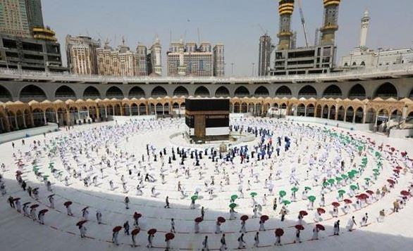السعودية تعلن بدء موسم العمرة للمواطنين والمقيمين والخليجيين