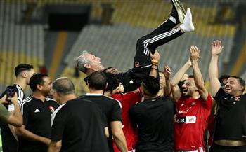   الأهلي بطل الدوري قبل 5 جولات بدون خسارة