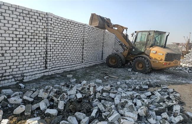 حملات لوقف التعدي على الأراضي الزراعية وإزالة البناء المخالف بأحياء الإسكندرية