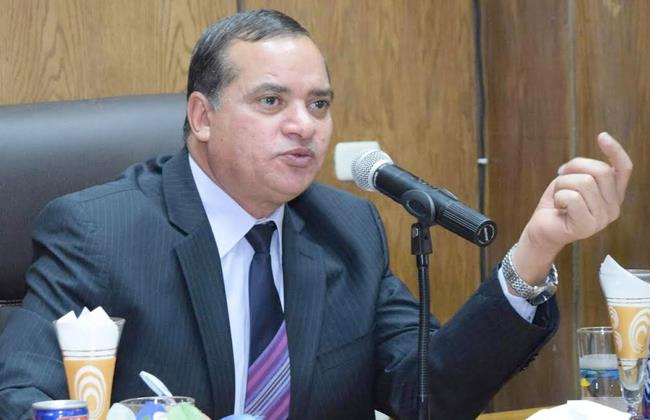 رئيس جامعة سوهاج يستقبل لجنة الدراسات القانونية بالأعلى للجامعات