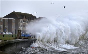   هيئة الأرصاد البريطانية: عاصفة تضرب المملكة المتحدة وأمطار غزيرة خلال أيام