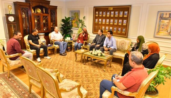 محافظ أسيوط يعلن بحث سبل إنشاء فرع مدارس WE  للتكنولوجيا التطبيقية بالمحافظة