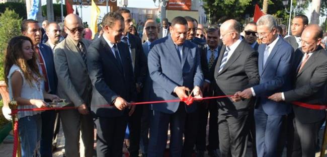وزير التنمية المحلية ومحافظ القاهرة يفتتحان معرض الحرف اليدوية بالتعاون مع جهاز المشروعات 