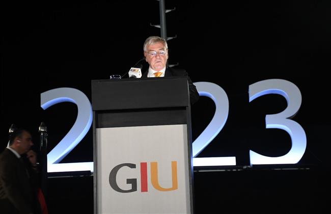 وزير التعليم العالي يشيد بالتميز العلمي الذي تقدمه الجامعة الألمانية الدولية GIU 