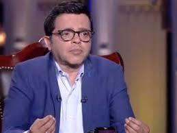   محمد هنيدي يكشف لـ"حبر سري" سبب حذف بوست "سقوط لوحة إعلانات كوبري أكتوبر" 