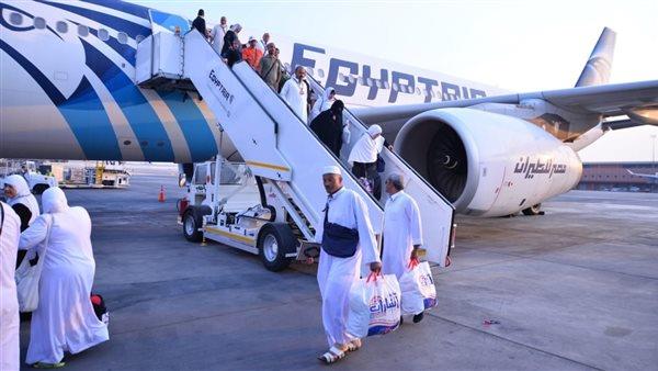 مصر للطيران تنهي عودة 45 ألف حاج على متن 181 رحلة جوية