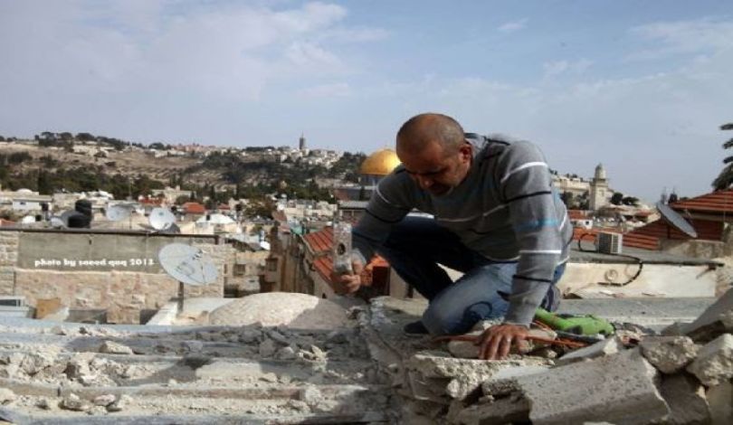 سلطات الاحتلال الإسرائيلي تجبر فلسطينيًا في القدس على هدم منزله ذاتيًا