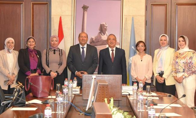 محافظ الإسكندرية يتابع مراحل تنفيذ المبادرة الوطنية للمشروعات الخضراء الذكية