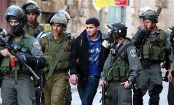   الاحتلال الإسرائيلي يعتقل تسعة فلسطينيين من الضفة الغربية