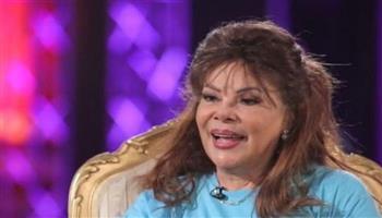 صفاء أبو السعود تكشف أسرار حياتها على "نجوم إف إم"