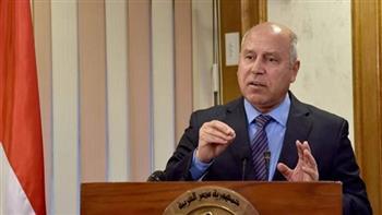 وزير النقل يبحث توطين صناعة الفلنكات الخرسانية ومستلزماتها مع رؤساء الشركات المصنعة