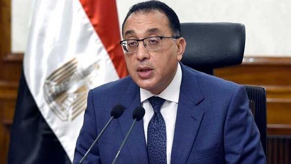 رئيس الوزراء يستعرض مع المستثمرين السياحيين تصورات زيادة الغرف الفندقية