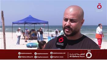 "القاهرة الإخبارية" تعرض تقريرا عن إدماج ذوي الهمم بالرياضات على شاطئ غزة
