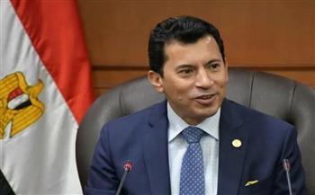 وزير الشباب ينهي أزمة بدلات سفر بعثة المنتخب الوطني للمصارعة بالمجر