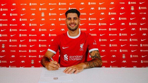 ليفربول يعلن رسميا ضم سوبوسلاي