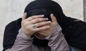 حبس سيدة متخصصة بسرقة متعلقات النساء بالمتاجر