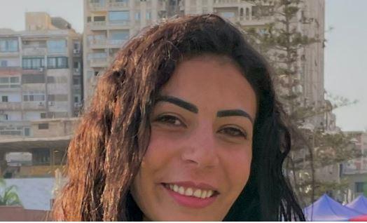 "آية عز" تكشف تفاصيل حصولها على 5 ميداليات في بطولة العالم للأساتذة لسباحة الزعانف