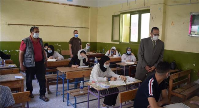 فرحة بين طلاب الثانوية العامة بالقليوبية لسهولة امتحان الفيزياء 