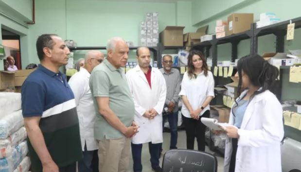 محافظ الجيزة يتفقد مستشفيات الوراق المركزي والتحرير العام لمتابعة انتظام سير العمل