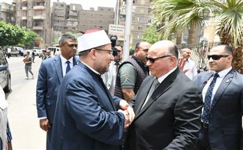   وزير الأوقاف ومحافظ القاهرة يتفقدان تجهيز لحوم الأضاحي بمجزر البساتين غدا